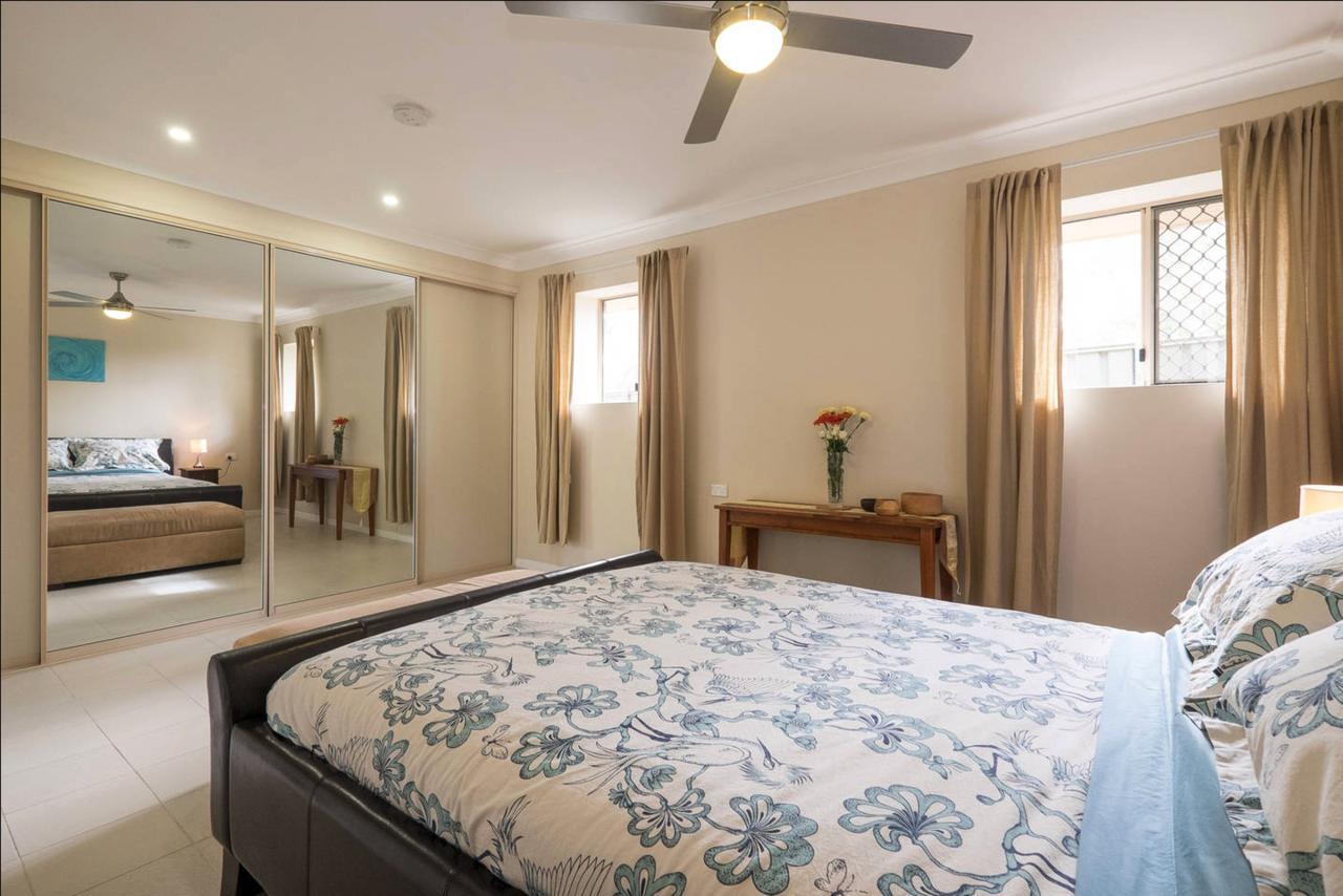 The Villa At The Bay Deception Bay ภายนอก รูปภาพ