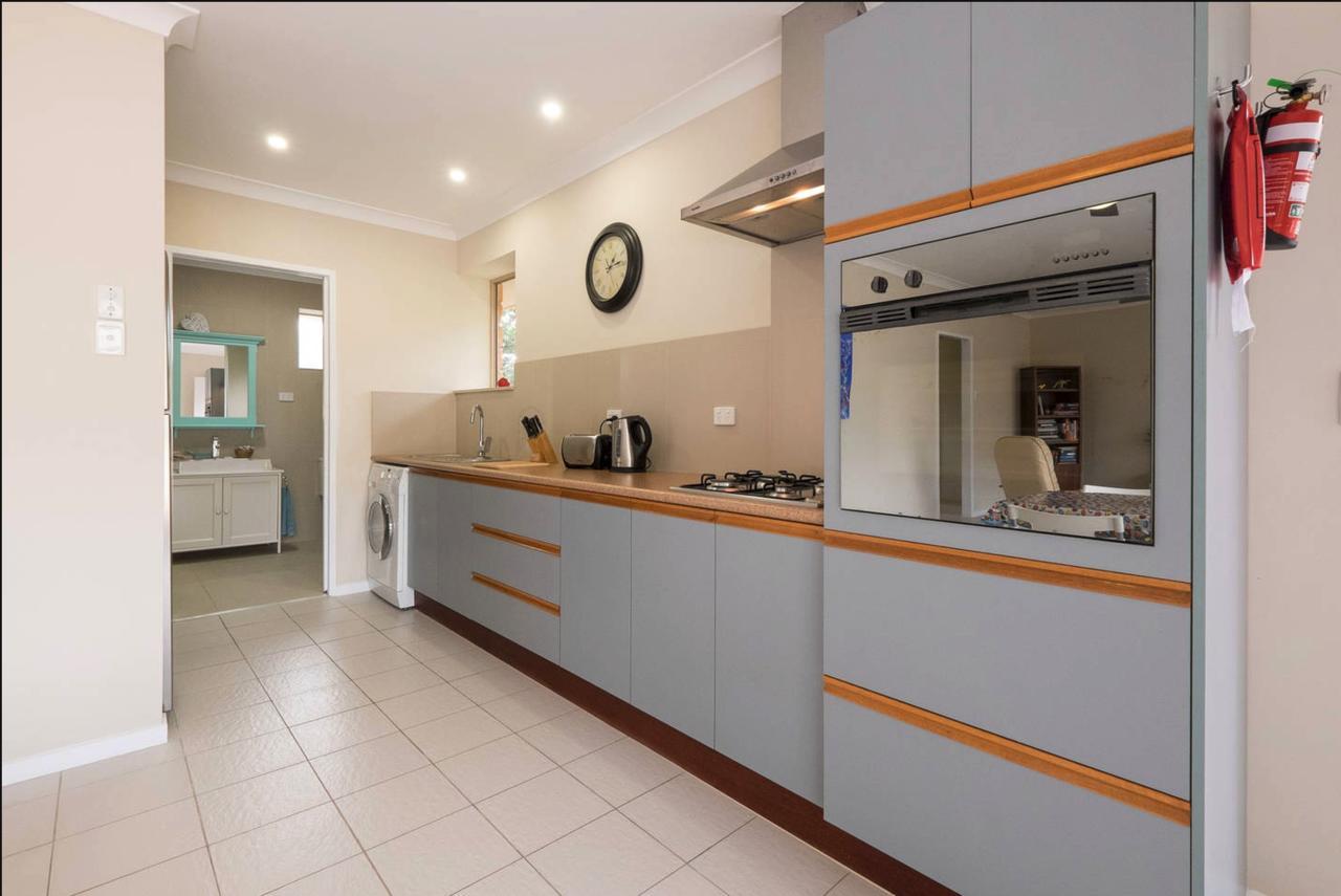 The Villa At The Bay Deception Bay ภายนอก รูปภาพ